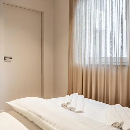 Clujstays Urban Glam Apartmán *